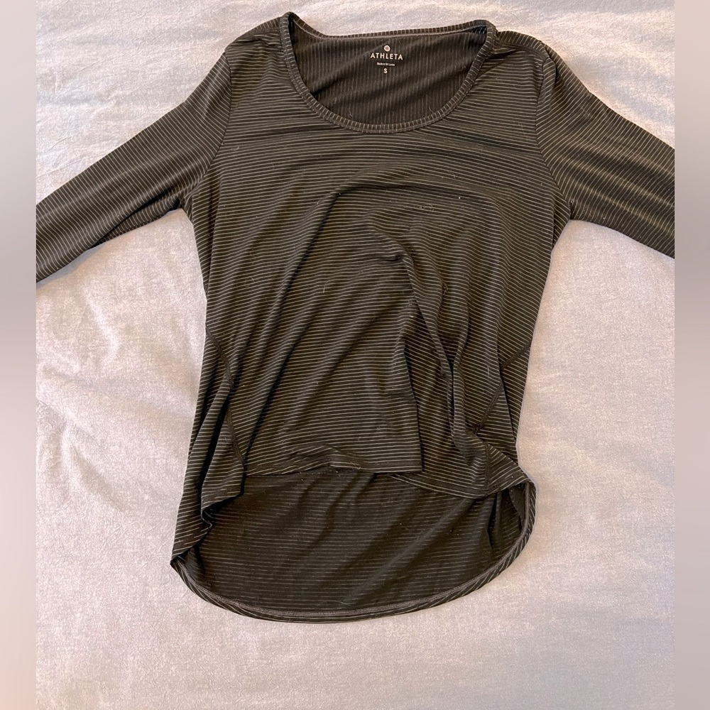 Athleta Long Sleeve Work-Out Top